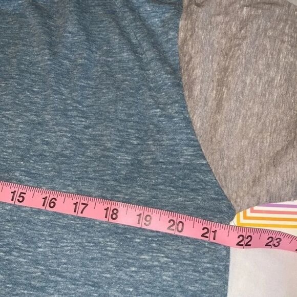 LuLaRoe Simply Comfortable Heathered Blue & Gray Short Sleeve T-Shirt L - Picture 5 of 7